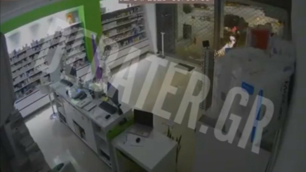 Σαλαμίνα: Εξαρθρώθηκε εγκληματική οργάνωση που διέπραττε ληστείες και διαρρήξεις – Βίντεο ντοκουμέντα του DEBATER από τη δράση τους