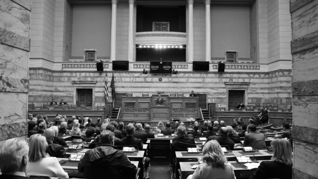 Νέα ερώτηση των «11» βουλευτών της ΝΔ για τους ανέργους άνω των 55 ετών – Δείτε ποιοι υπογράφουν το κείμενο