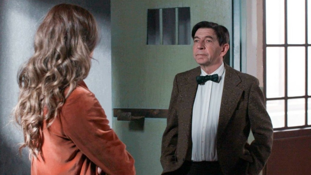 Grand Hotel – Τρίτη (29/4): Ο αστυνόμος Κομνηνός ανακαλύπτει όλη την αλήθεια για τον Ρήγα