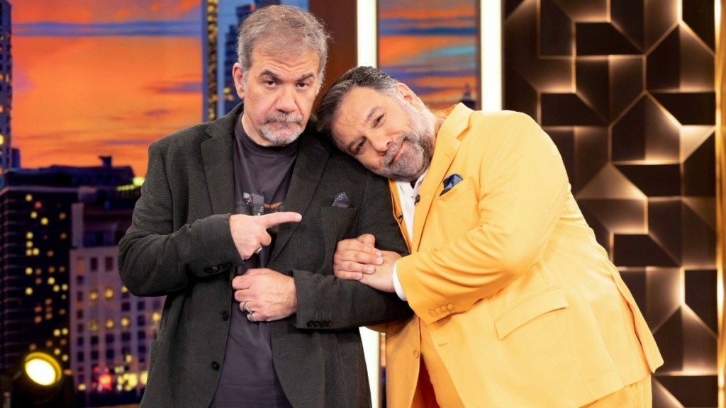 Ο Δημήτρης Σταρόβας στο The 2Night Show – Οι αποψινοί καλεσμένοι