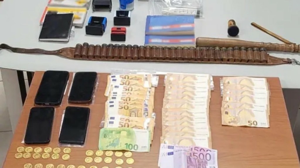 Εξαρθρώθηκε σπείρα που έκανε παράνομες ταριχεύσεις και περιποιήσεις σε σορούς – Συνελήφθησαν έξι άτομα (φωτογραφία)