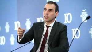 Θεμιστοκλέους: «Το ΕΣΥ δεν καταρρέει, αλλά είναι στην καλύτερη του φάση»