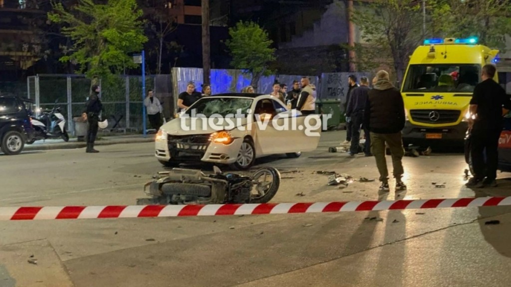 Θεσσαλονίκη: Ένας τραυματίας μετά από σύγκρουση μηχανής με Ι.Χ. (pics)