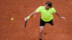 Προκρίθηκε στον 2ο γύρο του Roland Garros ο Στέφανος Τσιτσιπάς – Αποχώρησε ο αντίπαλος του