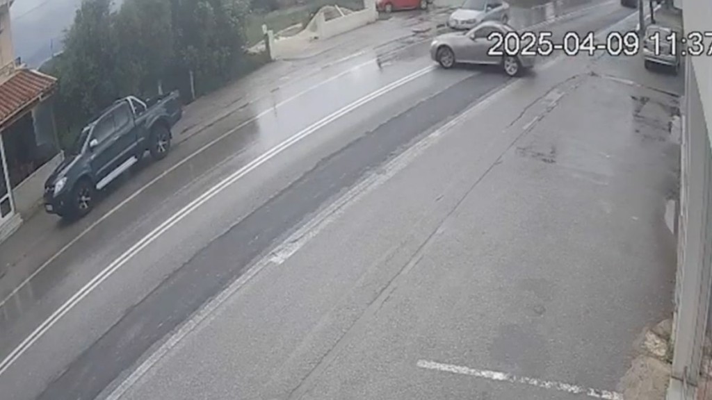 Χανιά: Έκανε αναστροφή, προκάλεσε τροχαίο και εξαφανίστηκε (Βίντεο)