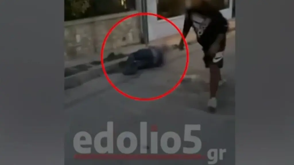 Γλυκά Νερά: Ακόμα δύο βίντεο με τον ξυλοδαρμό του 48χρονου από τον 17χρονο – Τι δείχνουν