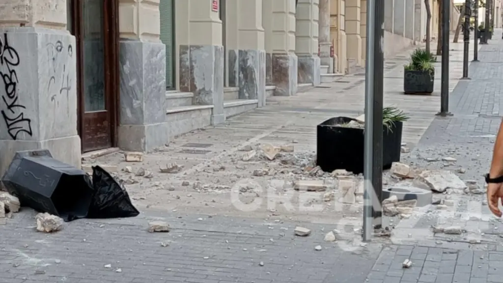 Αισθητός στη μισή Ελλάδα ο σεισμός των 6,1 Ρίχτερ στην Κρήτη – Μικρές ζημιές και κατολισθήσεις στο Ηράκλειο (Φωτογραφίες)
