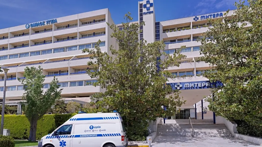 Το ΜΗΤΕΡΑ στην πρωτοπορία της Ουρογυναικολογίας με τη Λαπαροσκοπική Κτενοπηξία