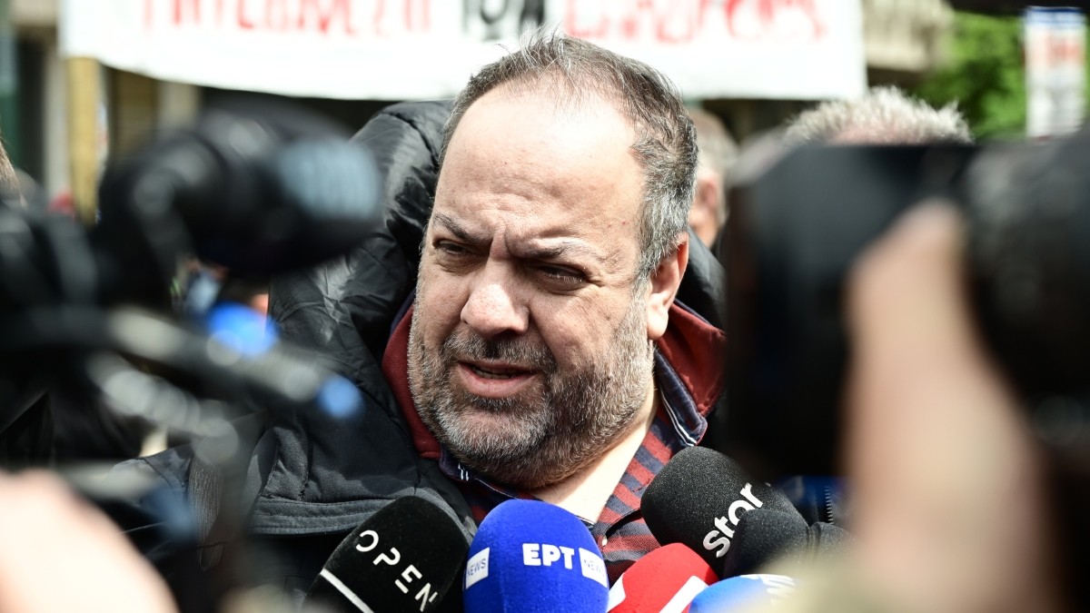 Κώστας Γενιδούνιας
