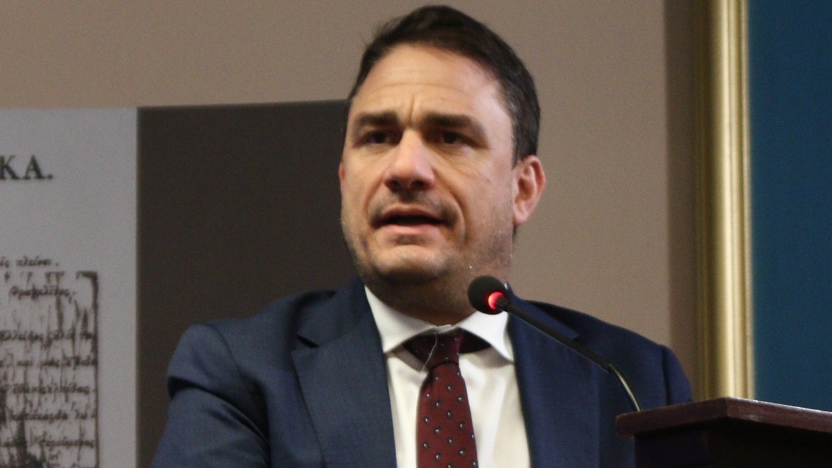 Κώστας Τσουκαλάς