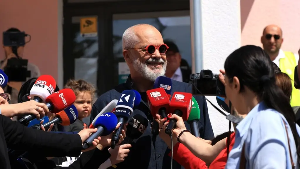 Αλβανία: Την Τρίτη τα αποτελέσματα των εκλογών – Πρωτιά Ράμα δίνουν τα exit poll, τα αμφισβητεί ο Μπερίσα