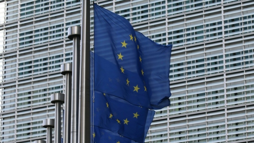 Η Κομισιόν χαιρετίζει τη συμφωνία ΗΠΑ – Ουκρανίας για τα ορυκτά