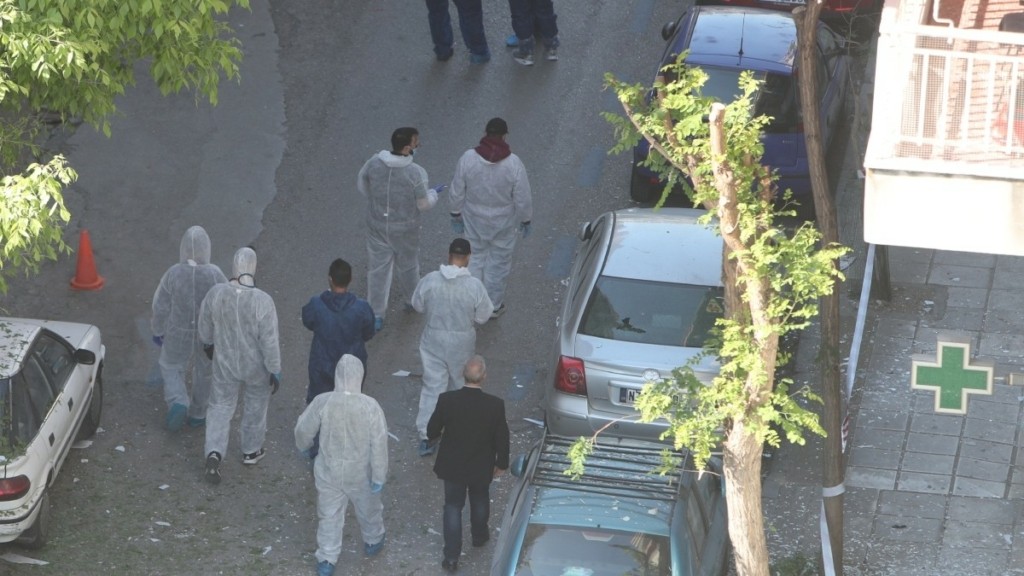 Έκρηξη στη Θεσσαλονίκη: “Γρίφος” το κίνητρο της 38χρονης – Το ιδιόχειρο σημείωμα και τα 3 πρόσωπα “κλειδιά”