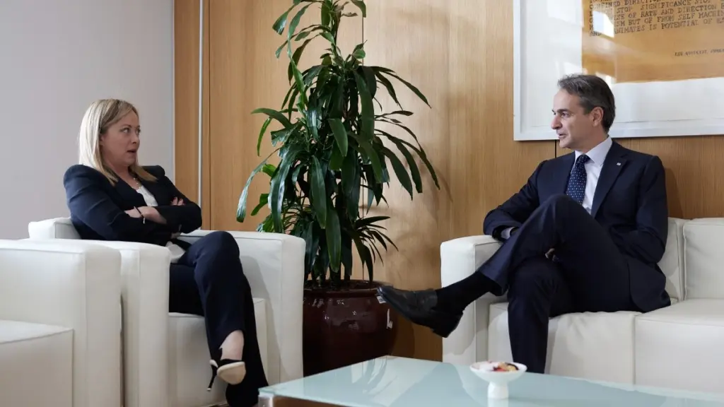 Ολοκληρώθηκε η συνάντηση Μητσοτάκη – Μελόνι: Στο επίκεντρο το μεταναστευτικό και οι γεωπολιτικές εξελίξεις