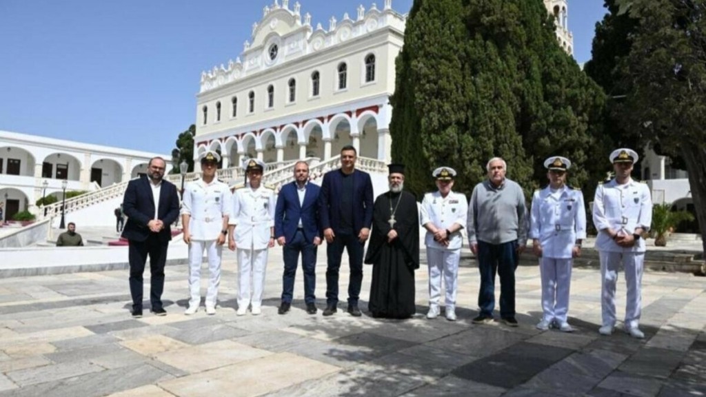 Κικίλιας από Τήνο: «Δημοπρατείται έργο (master plan) 2,5 εκατομμυρίων ευρώ για την αναβάθμιση του κεντρικού λιμένα»