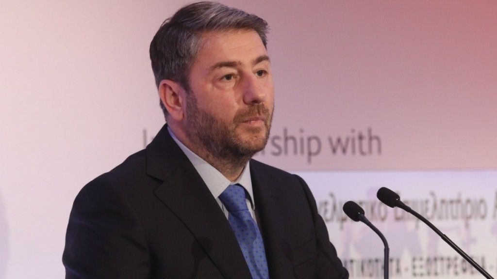 Ανδρουλάκης: Δεν ζητάμε από τον ελληνικό λαό “λευκή επιταγή”