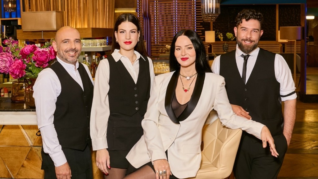 First Dates: Το πιο ερωτικό εστιατόριο της πόλης σερβίρει ανατροπές και γέλιο