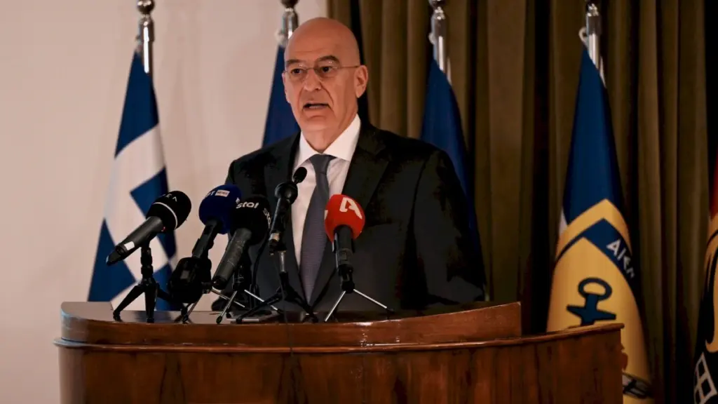 Δένδιας: 1.059 κατοικίες έως το 2026 σε στελέχη των Ενόπλων Δυνάμεων – “Προτεραιότητά μας η στήριξη της στρατιωτικής οικογένειας”