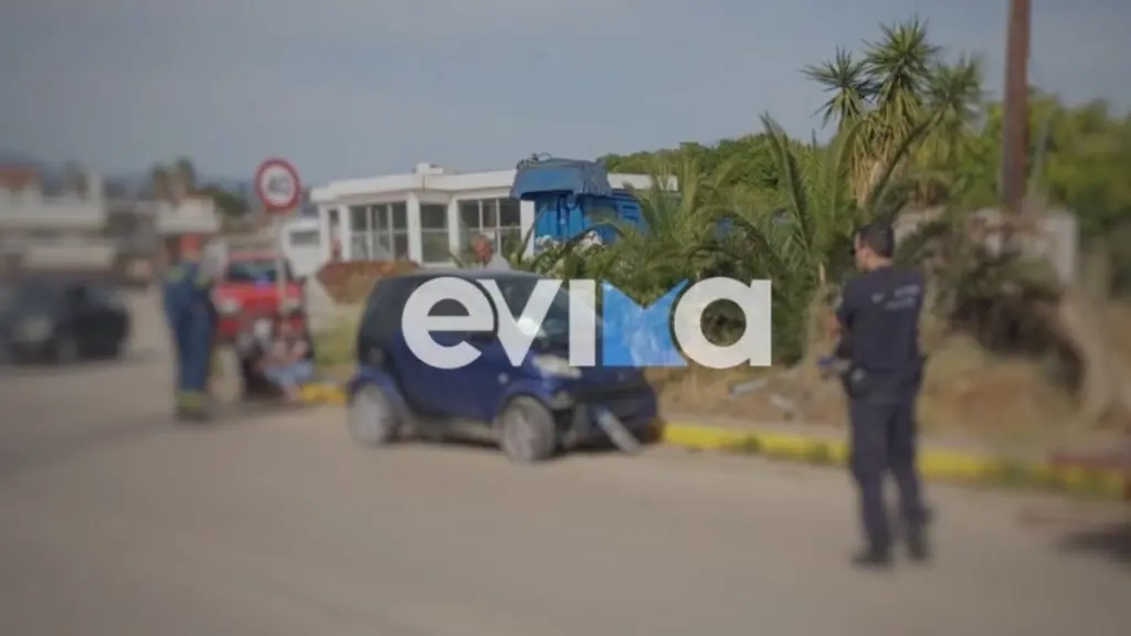 Σοβαρό τροχαίο στα Ψαχνά Ευβοίας – Τραυματίστηκε μια γυναίκα