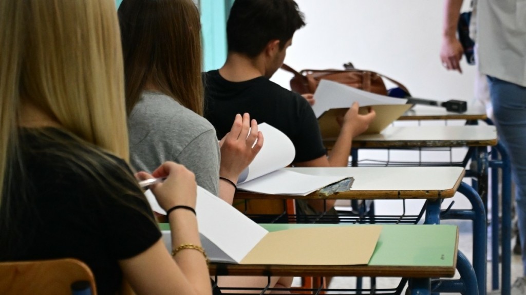 Πρεμιέρα αύριο για τις εξετάσεις στα Λύκεια