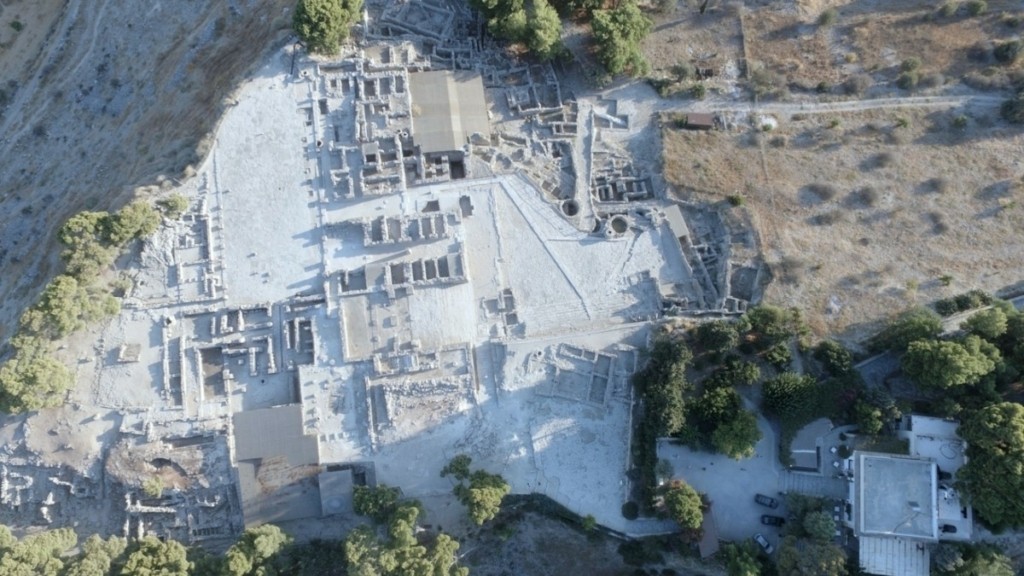 Θωράκιση του αρχαιολογικού χώρου της Φαιστού από κεραυνούς και πυρκαγιές