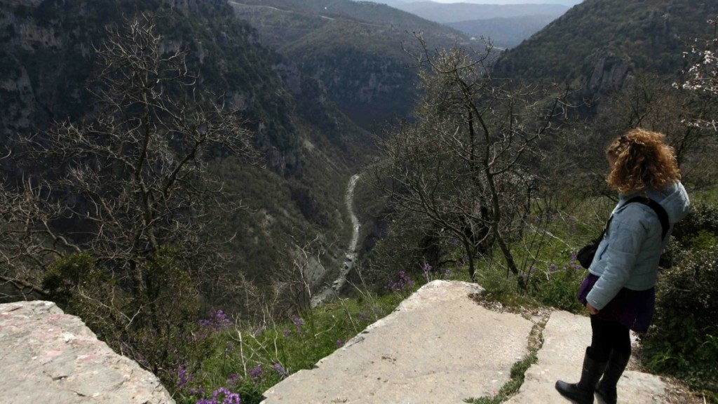 Ιωάννινα: Επιχείρηση διάσωσης μίας γυναίκας στο Φαράγγι του Βίκου