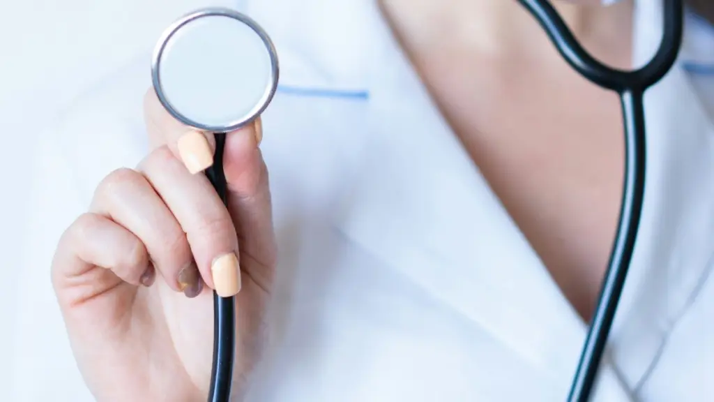 Στη φυλακή ο πρώην διευθυντής της Καρδιολογικής του Ιπποκράτειου – Του επιβλήθηκε πρόστιμο 30.000 ευρώ