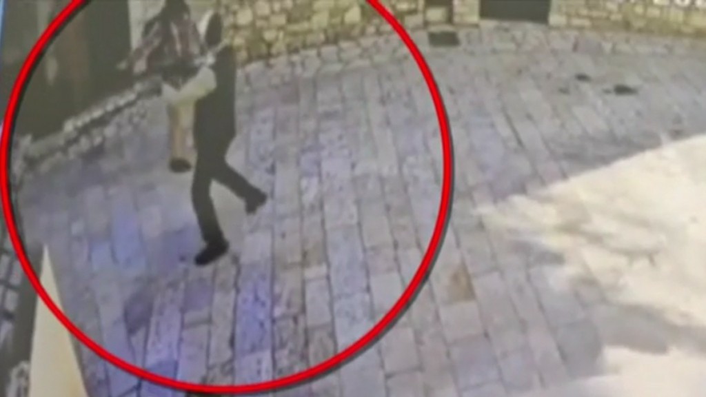 Καλάβρυτα: Βίντεο ντοκουμέντο από την ληστεία στα ΕΛΤΑ Δάφνης – Φεύγοντας πυροβόλησαν στον αέρα