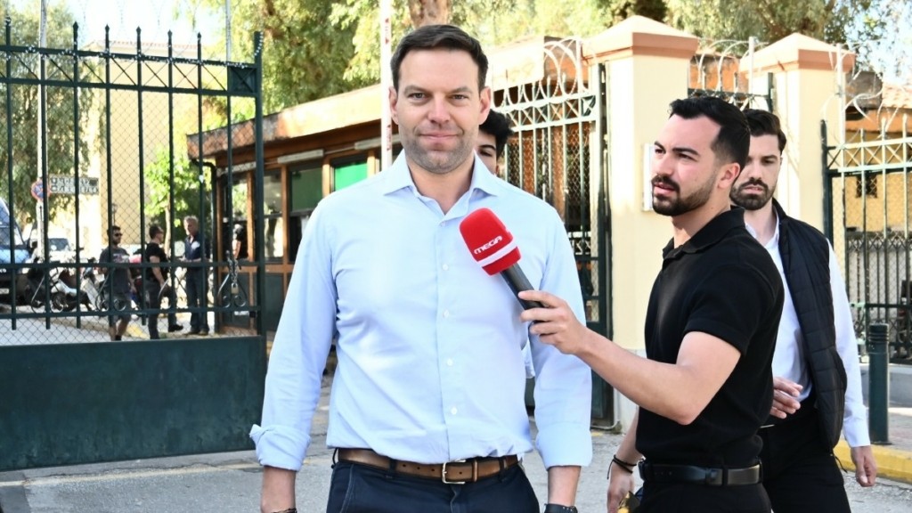 Μήνυμα Κασσελάκη σε ΠΑΣΟΚ και ΣΥΡΙΖΑ για τα Τέμπη: «Αν θέλετε να διαφωνήσετε με τους συγγενείς πείτε το δημόσια»