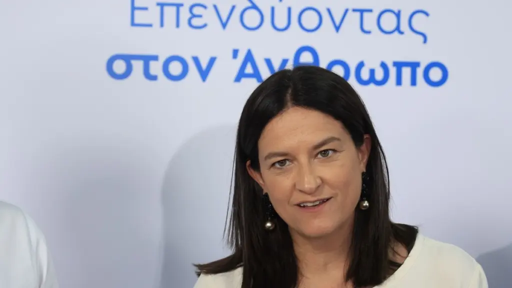 Κεραμέως για “Ημέρα Καριέρας”: “230 επιχειρήσεις προσφέρουν χιλιάδες θέσεις εργασίας”