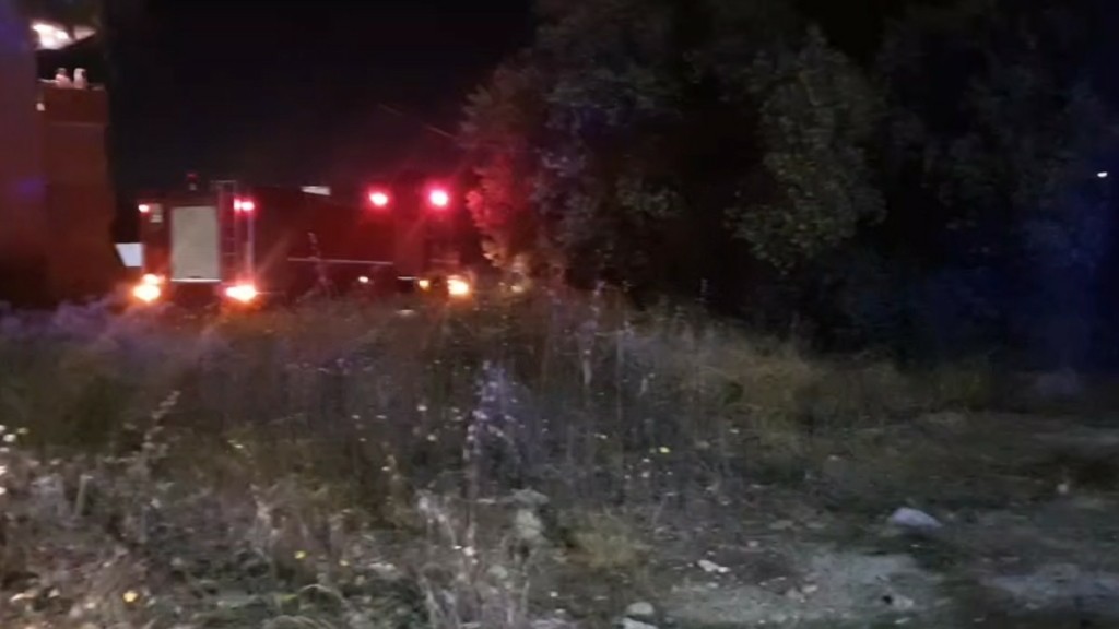 Φωτιά κοντά σε καταυλισμό Ρομά στην Κερατέα (Βίντεο)