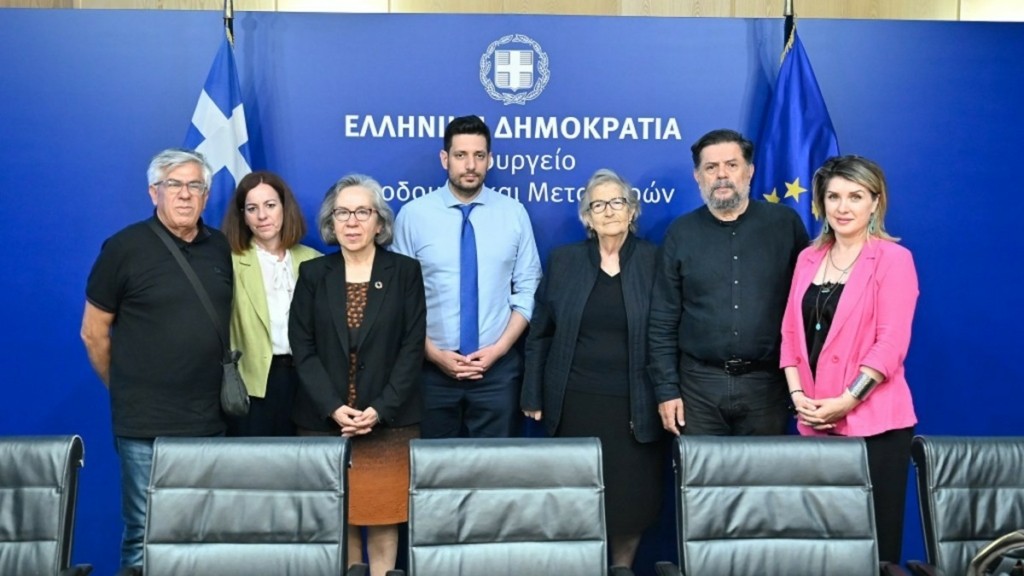 Κυρανάκης: Συνάντηση με συγγενείς θυμάτων τροχαίων – “Αποφασισμένοι να δράσουμε για τη μείωση των θανατηφόρων τροχαίων”