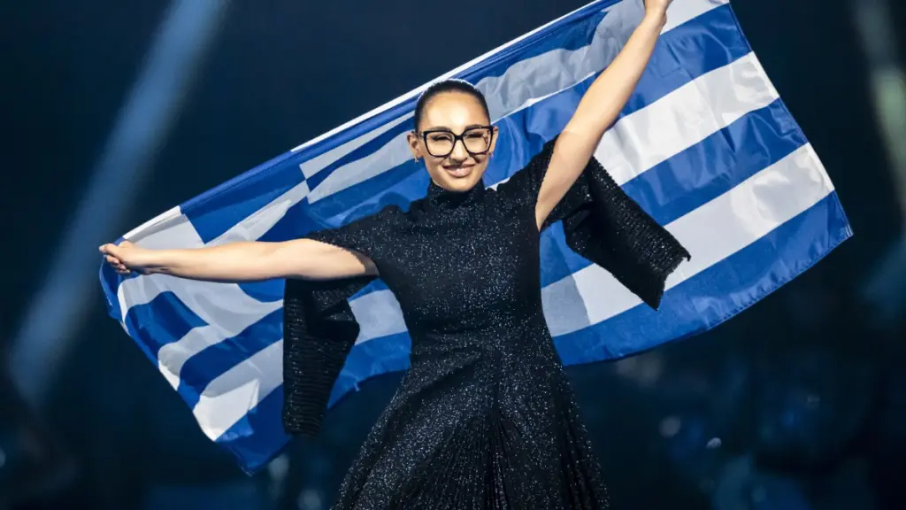 Κλαυδία για Eurovision 2025: «Δεν το έχω συνειδητοποιήσει» – Έτσι άλλαξε φόρεμα πάνω στη σκηνή (vid)