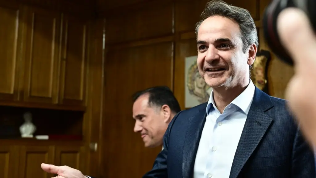 Κυριάκος Μητσοτάκης: Έφτασε στο υπουργείο Υγείας – Τον υποδέχθηκε ο Άδωνις Γεωργιάδης (Φωτογραφίες)
