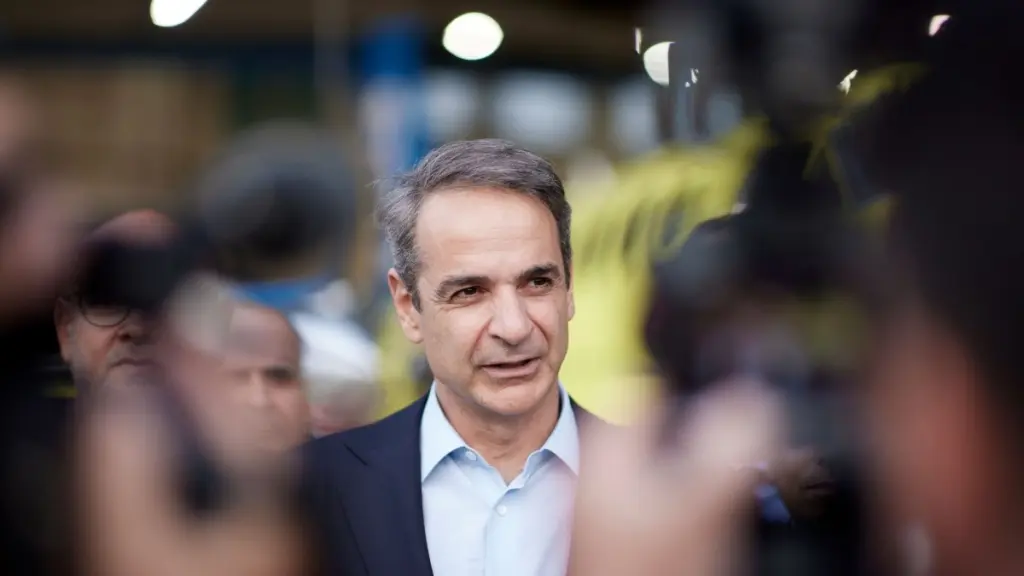 Κυριάκος Μητσοτάκης: Eπίσκέφθηκε το νέο αεροπλάνο διακομιδών του ΕΚΑΒ (Φωτογραφίες)