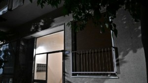 Νέος Κόσμος: Δεν υπήρχε ιστορικό ενδοοικογενειακής βίας μεταξύ του ζευγαριού – Η ανακοίνωση της ΕΛ.ΑΣ.