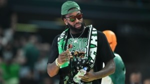 Ξέσπασμα του Ματίας Λεσόρ: “Ακούγονται πολλά ψέματα, ούτε εγώ ξέρω πότε θα επιστρέψω”