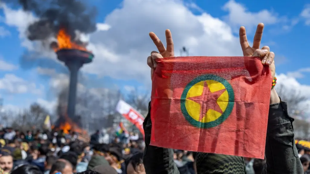 Τουρκία: Το PKK ανακοίνωσε τη διάλυσή του και το τέλος του ένοπλου αγώνα