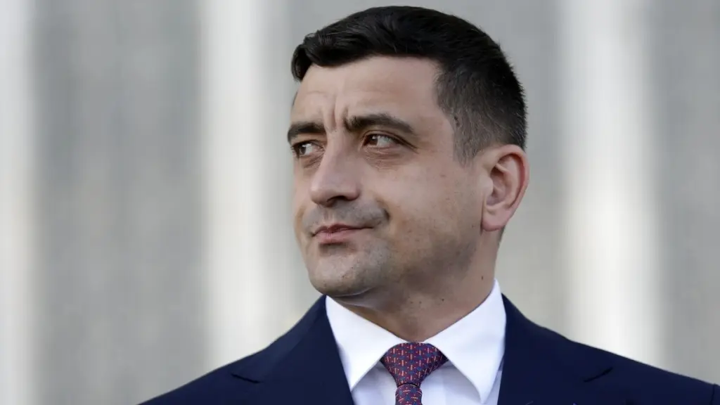 Ρουμανία: Ο υποψήφιος άλλαξε, αλλά η ακροδεξιά παρέμεινε στην πρώτη θέση