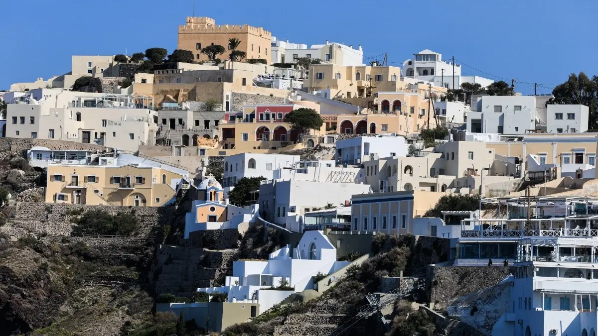 Σαντορίνη: Θα εγκατασταθεί πλατφόρμα που θα κινείται στον ρυθμό των Ρίχτερ 