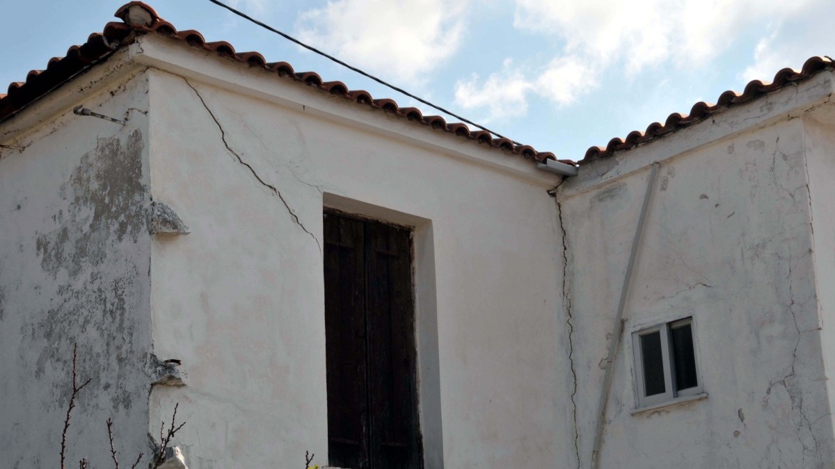 Σεισμοί στην Εύβοια: Ξεκινούν αυτοψίες σε κτίρια – 28 δονήσεις τις τελευταίες ώρες