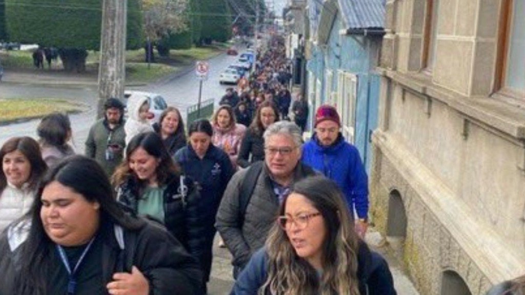 Χιλή: Συναγερμός για τσουνάμι μετά τον ισχυρό σεισμό των 7,4 Ρίχτερ – Εκκενώνονται οικισμοί (Βίντεο)