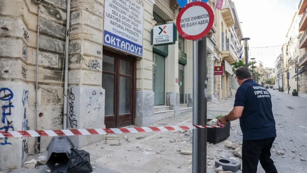 Σε επιφυλακή οι ΕΜΑΚ της χώρας μετά από την σεισμική δόνηση 6,1 Ρίχτερ στην Κρήτη