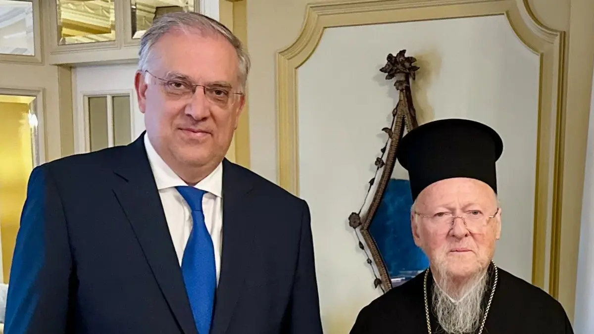 Τάκης Θεοδωρικάκος: Συναντήθηκε με τον Οικουμενικό Πατριάρχη Βαρθολομαίο