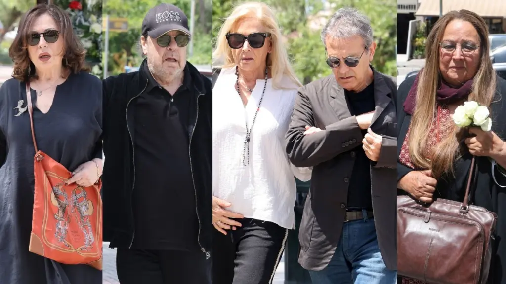 Αχιλλέας Θεοφίλου: Πλήθος επωνύμων στο τελευταίο «αντίο» στον μουσικό παραγωγό – Το «ευχαριστώ» της Χαρούλας Αλεξίου