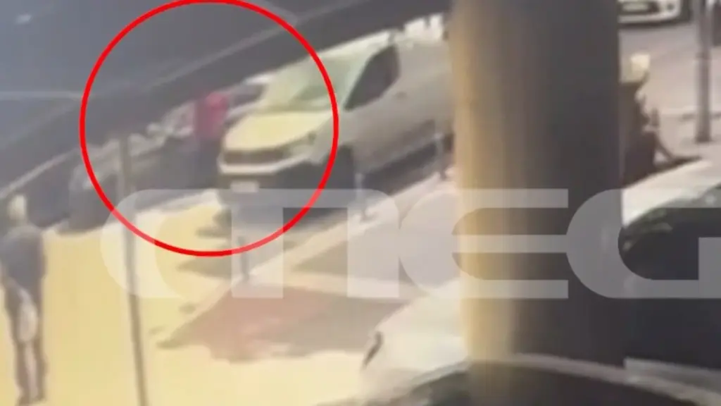 Θεσσαλονίκη: Θύμα άγριου ξυλοδαρμού ένας 36χρονος γιατρός για ένα φανάρι (Βίντεο)