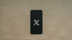 Έπεσε το Χ – Προβλήματα για εκατομμύρια χρήστες παγκοσμίως