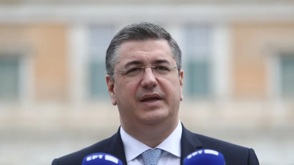 Τζιτζικώστας: «Αν δεν αποκατασταθεί σύντομα η ελεύθερη διέλευση στα Στενά του Ορμούζ οι συνέπειες θα είναι καταστροφικές παγκοσμίως»