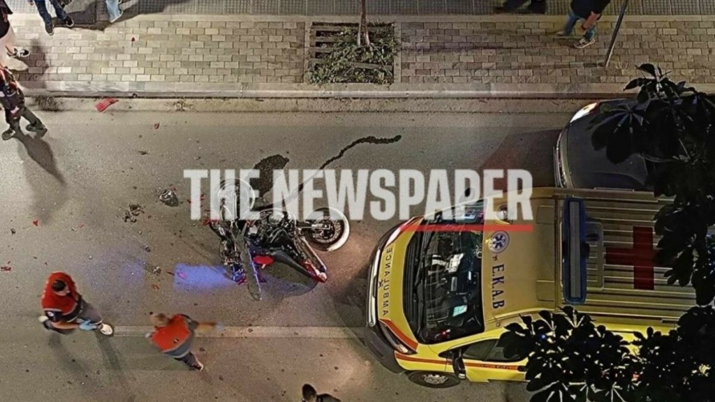 Βόλος: Σοβαρό τροχαίο με σύγκρουση ΙΧ και μηχανής στο κέντρο της πόλης – Σε σοβαρή κατάσταση ο δικυκλιστής (Εικόνες)