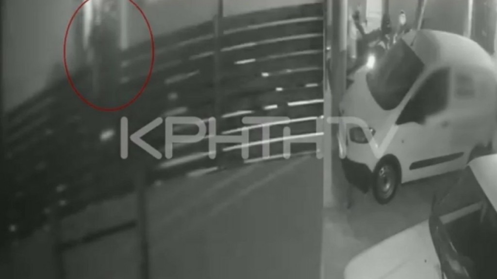 Ηράκλειο: Η στιγμή που η 33χρονη πετά σε κάδο σκουπιδιών το νεογέννητο βρέφος – Βίντεο Ντοκουμέντο